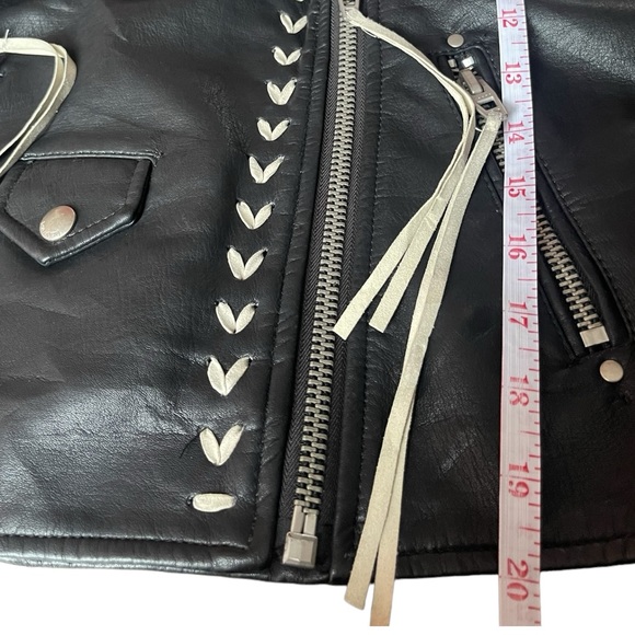 BlankNYC Faux Leather Moto Jacket Contrast Stitching Black White Tassel Size S - Picture 14 of 15